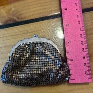 Vintage numbered Whiting and Davis coin purse